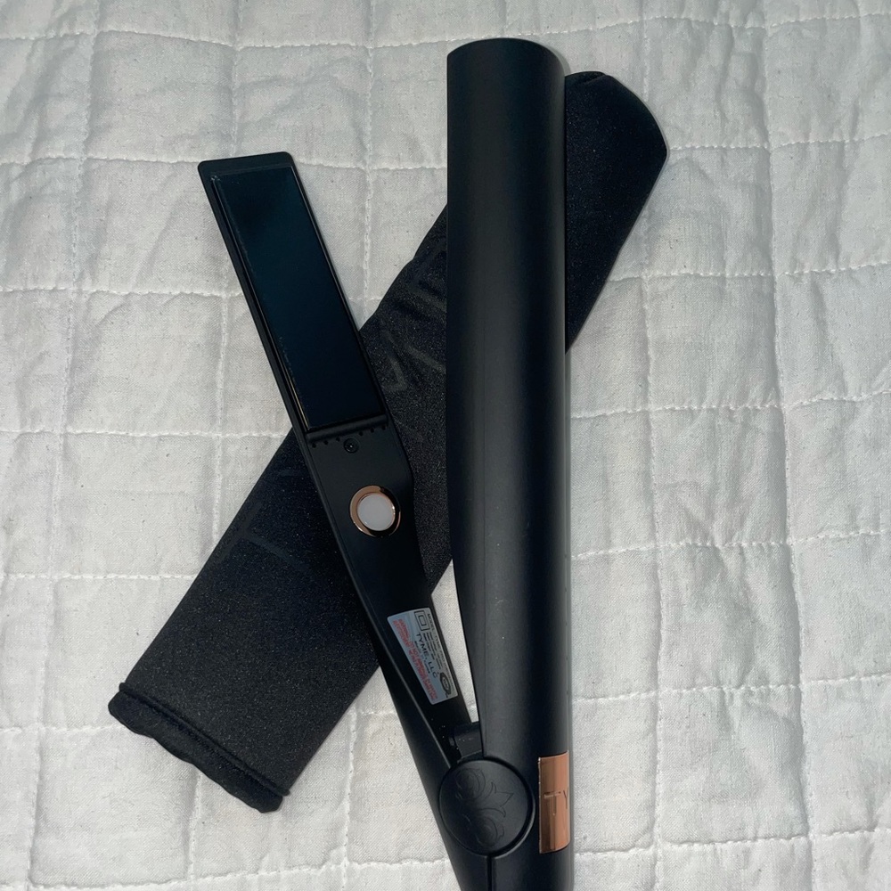 Obsessed with Obsidian TYME Hair Styler